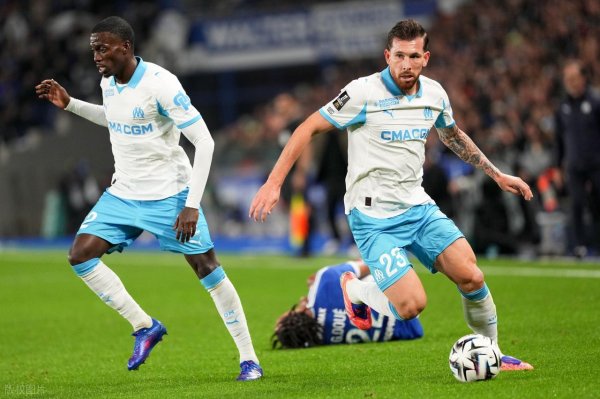 创盈配资 2-1，36岁阿森纳旧将奥巴梅杨利剑出鞘：率队3连胜升至法甲第一